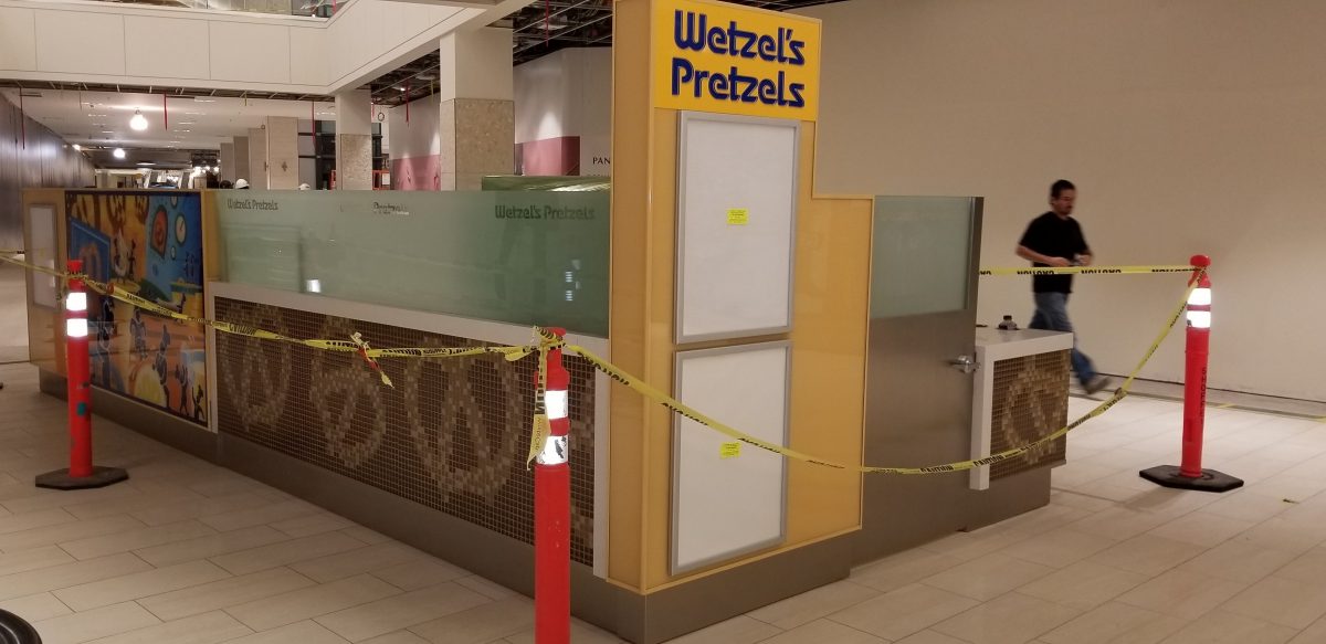 Wetzel’s Pretzels Kiosk at The Shoppes at Carlsbad